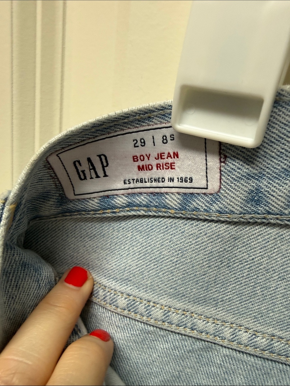 NWT Gap Boy Jean mid rise size 8 short - Picture 3 of 3
